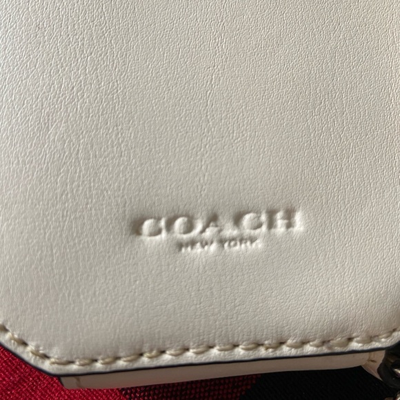 Limited edition Coach Pepsi-cola coin purse - Picture 3 of 5